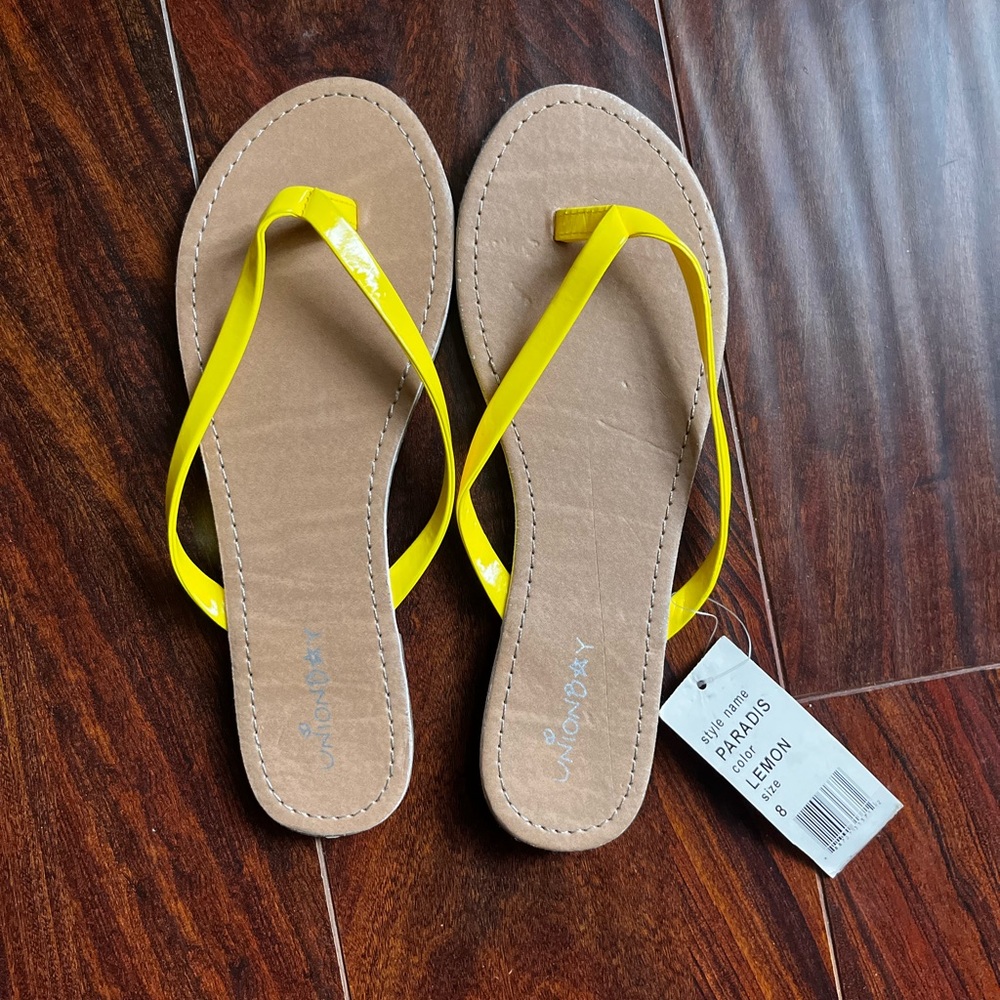 Union Bay Sandals